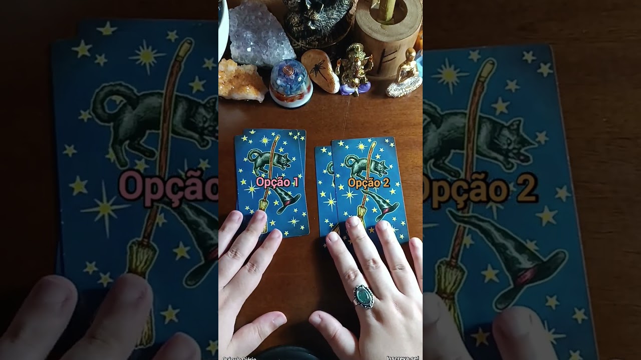 Read more about the article ❤️ ELE(A) VAI TE PROCURAR ATÉ O FIM DO NATAL?! – TAROT RESPONDE #shorts #youtubeshorts #videoscurtos