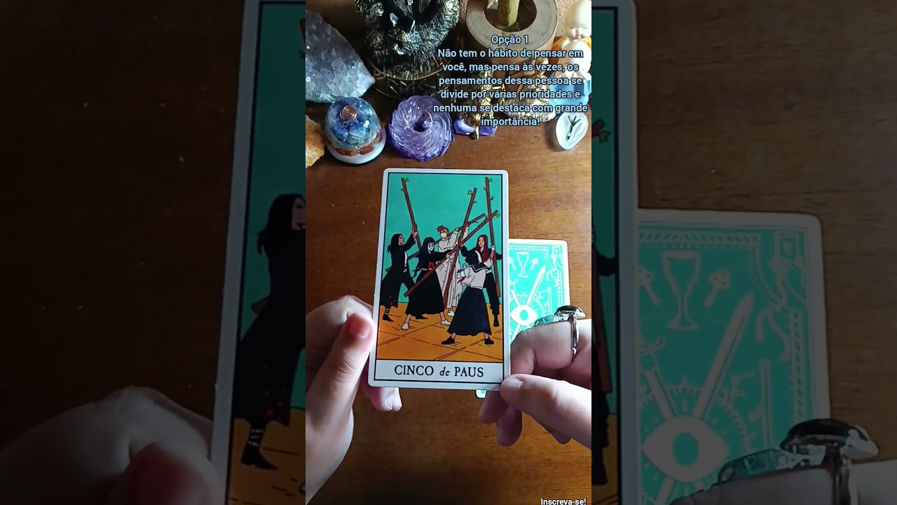 Read more about the article ❤️ ELE (A) FICA PENSANDO EM VOCÊ?! – TAROT RESPONDE #shorts #youtubeshorts #shortsfeed #videoscurtos