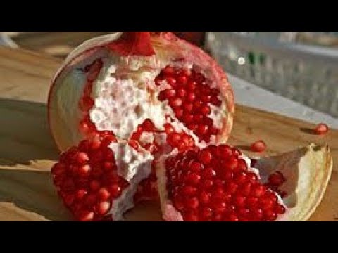 Read more about the article Como fazer simpatia da romã Dia de Reis passo a passo simpatia para trazer prosperidades