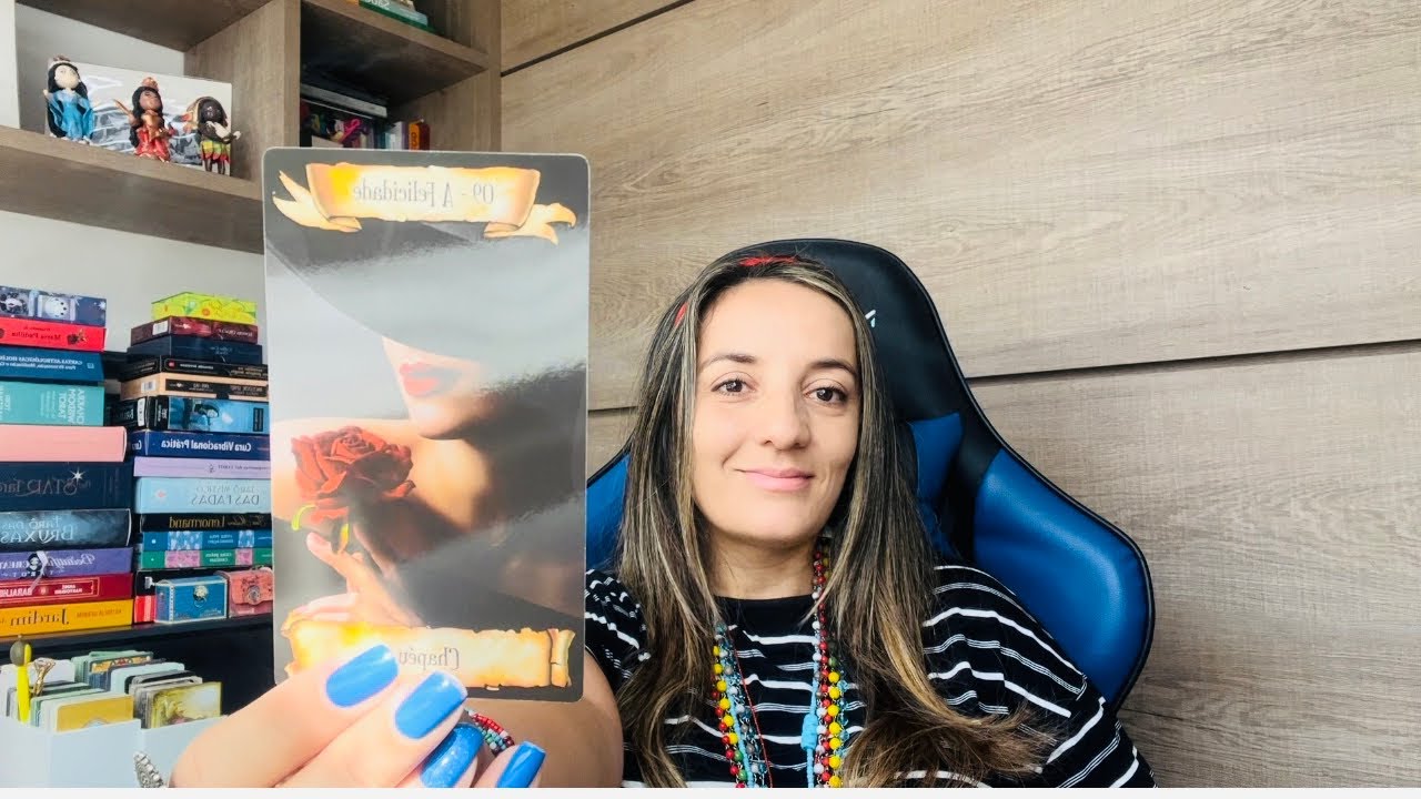 Read more about the article Dona MARIA PADILHA tem um recado pra VC!🌹♥️ #tarot