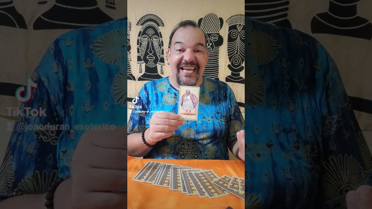 Read more about the article Carta do dia 💫 com Tarot dos Orixás