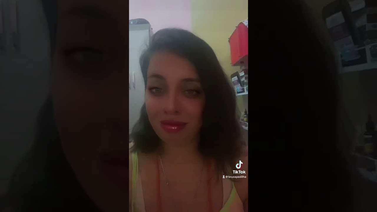 Read more about the article Vamos de simpatia? #umbanda #leidaatração #espiritualida #bruxa #gratidão #amor #simpatias