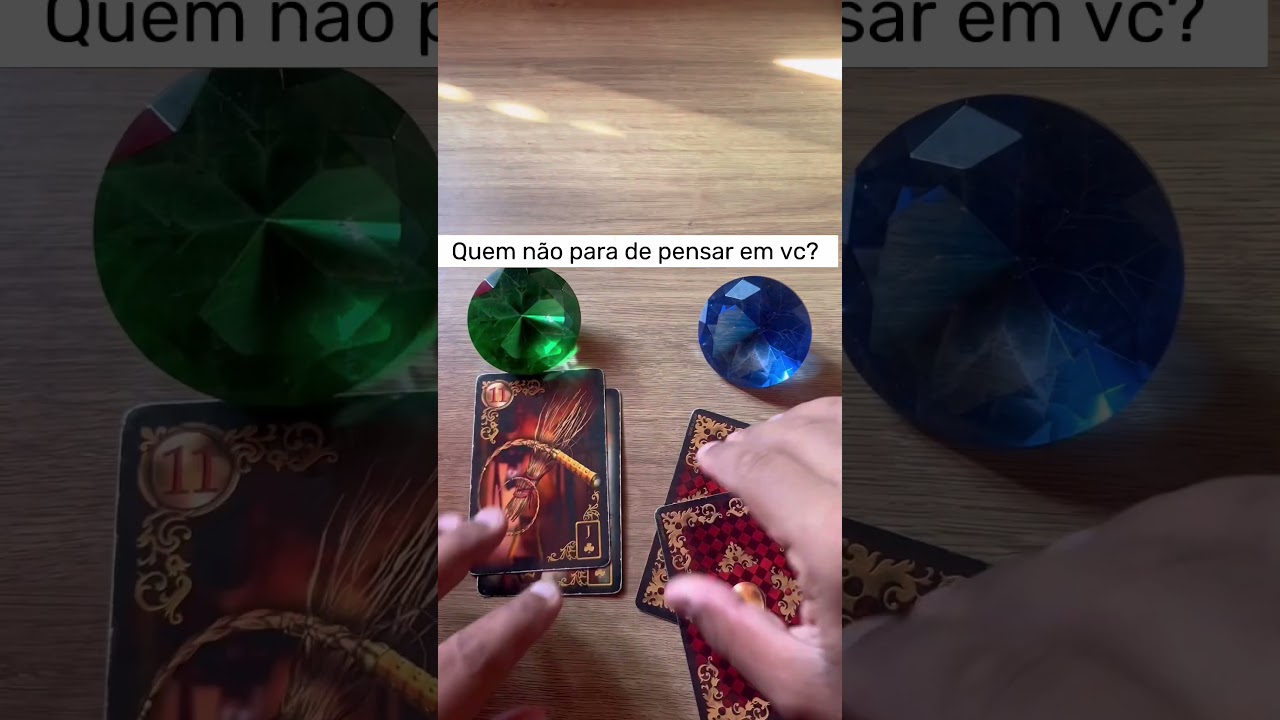 Read more about the article 🔵 Quem não consegue para de pensar em você? 🔮 #shorts em alta! Tarot do amor!