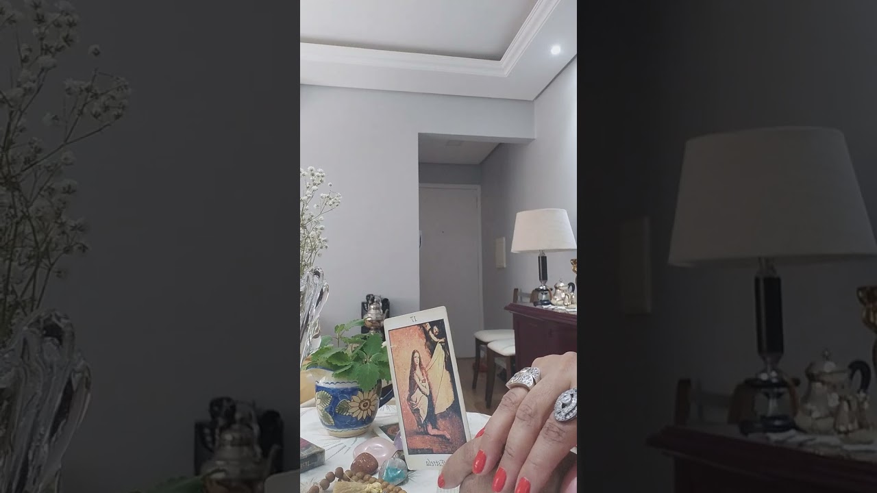 Read more about the article Carta do Dia 🌞#shorts#baralhocigano #tarot 🔮#previsões #amor 💘🌹