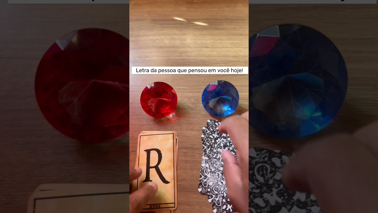 Read more about the article LETRA DA PESSOA QUE PENSOU EM VOCÊ? 🔵 #SHORTS EM ALTA! 🔵 TAROT DE HOJE