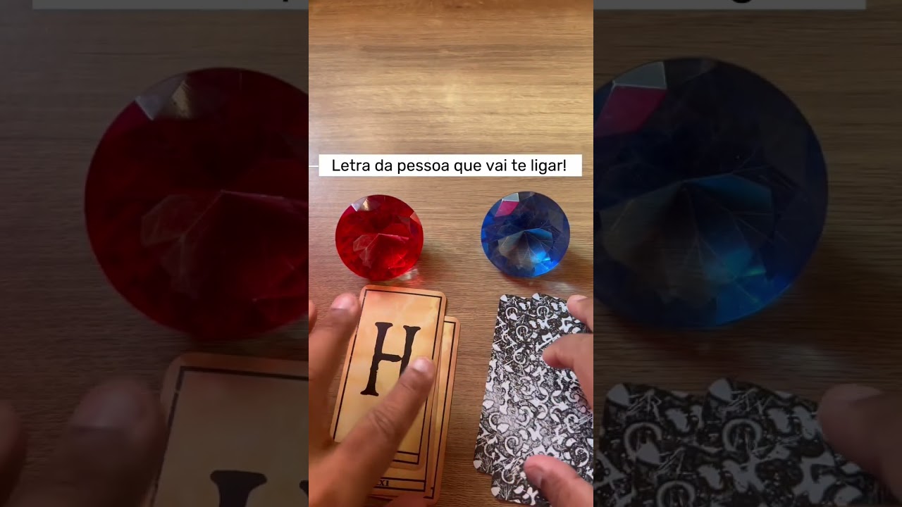 Read more about the article Letra da pessoa que vai te ligar #shorts #tarot #oraculos