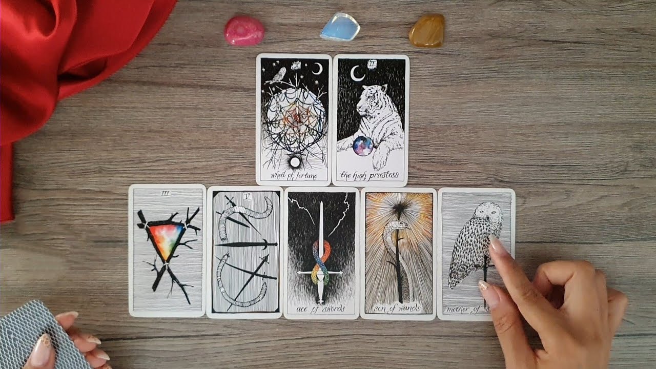 Read more about the article 🔴 ELE(A) PENSA EM SE REAPROXIMAR DE VOCÊ? | Tarot