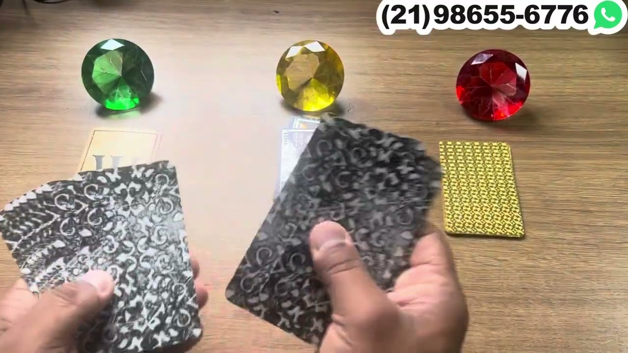 Read more about the article ▷ Como ele (a) está encarando o seu silêncio? + letra inicial ✔️ Tarot Responde