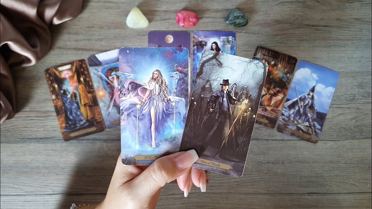 Read more about the article 🔴 ELE(A) PENSOU EM VOCÊ HOJE? | Tarot Responde
