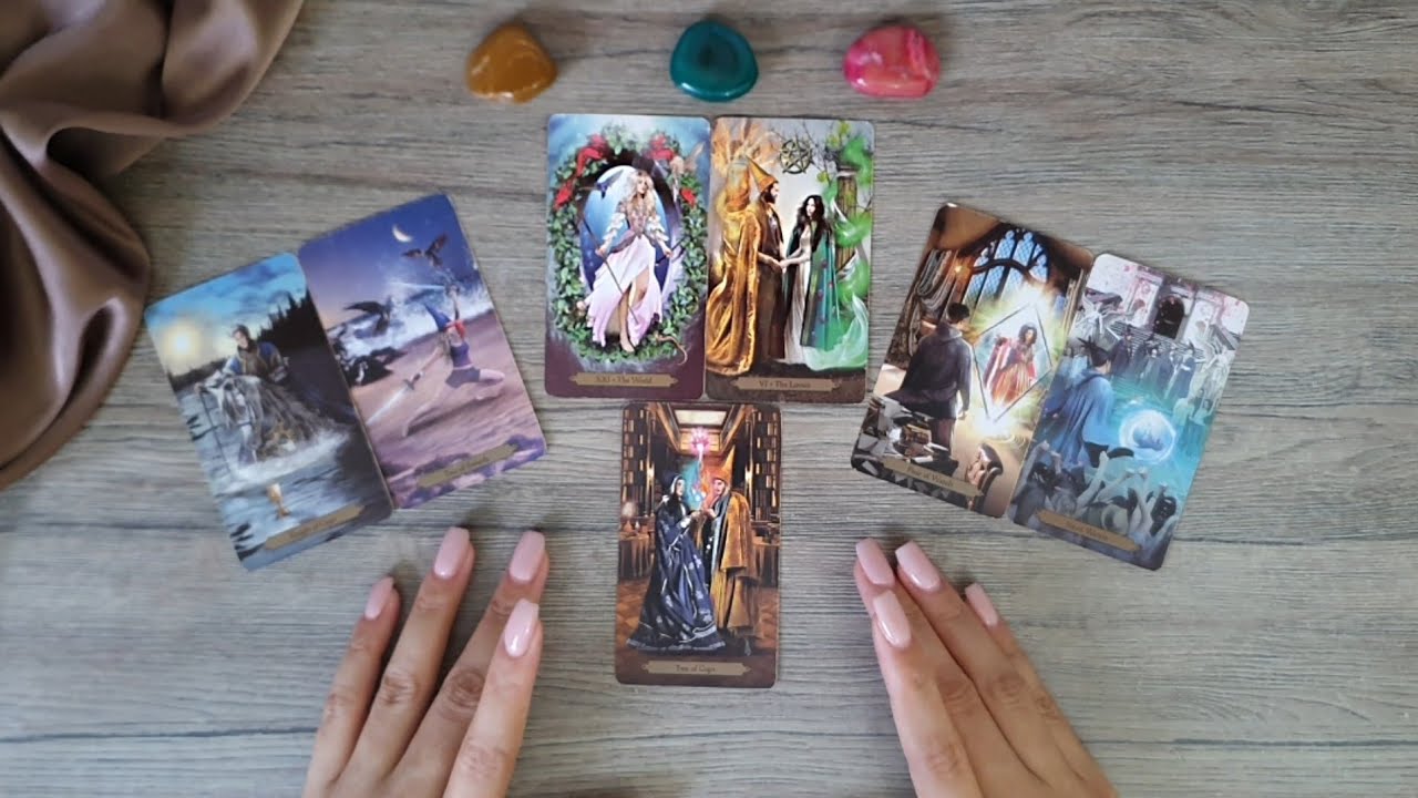 Read more about the article 🔴 ELE(A) PENSA EM DESISTIR OU AINDA QUER ALGO COM VOCÊ? | Tarot Responde