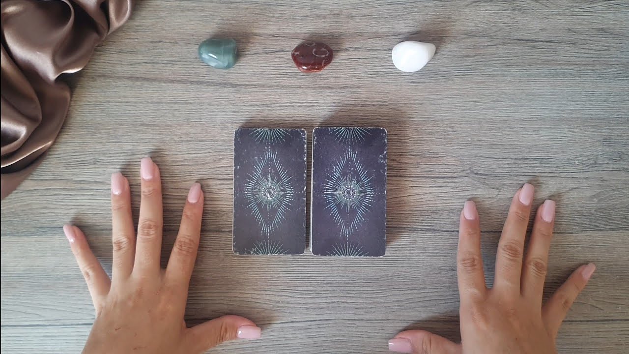 Read more about the article 🔴 ELE(A) PENSOU EM VOCÊ HOJE? | Tarot Responde