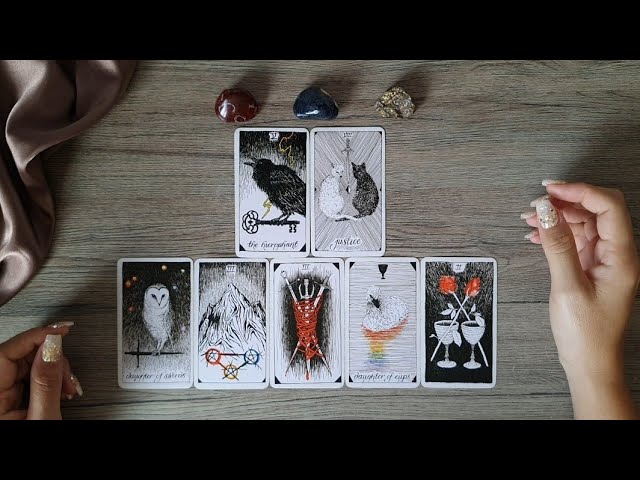 Read more about the article 🔴 ELE(A) VAI TE CHAMAR PARA CONVERSAR? | Tarot Responde