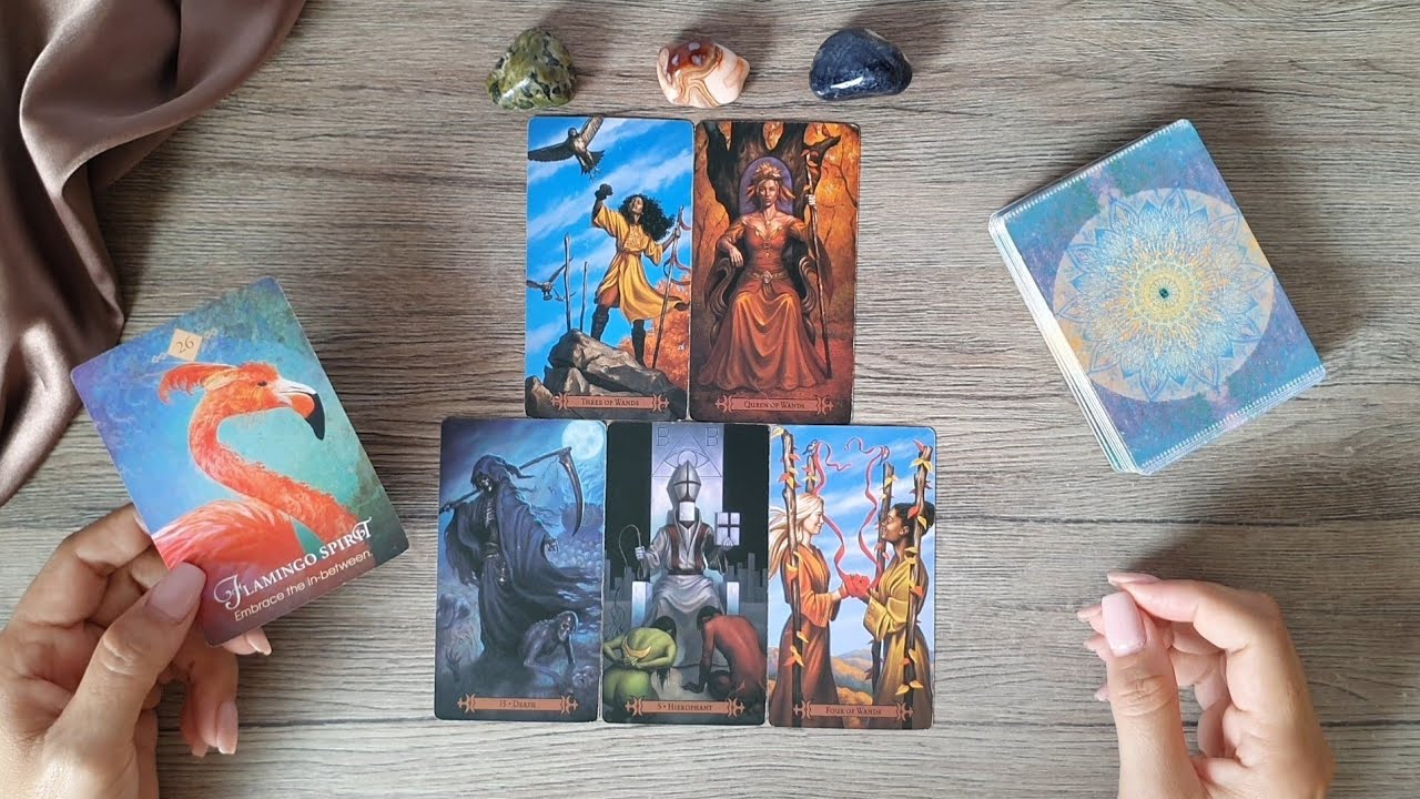 Read more about the article 🔴 O QUE ELE(A) SENTE AO RECEBER UMA MENSAGEM SUA? | Tarot Responde