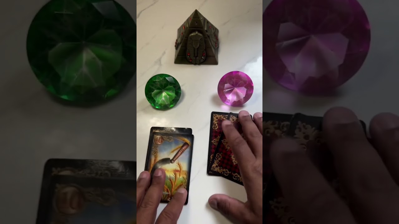 Read more about the article Revelação gente pra sua vida! | #tarot #tarotdehoje #tarotonline #tarotdoamor #shorts