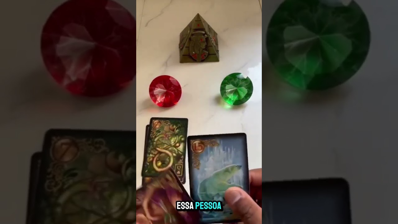 Read more about the article Você está se iludindo com essa pessoa? | Tarot de Hoje #shorts #tarot #tarotdehoje