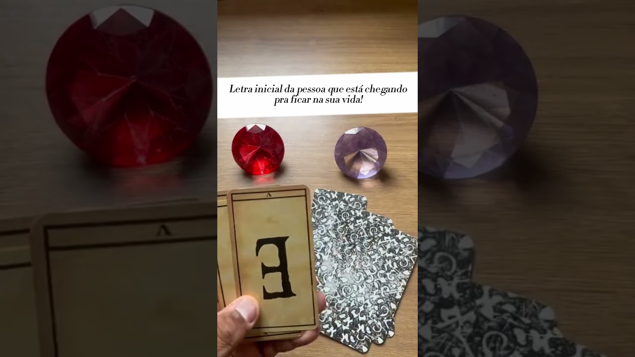 Read more about the article Você precisa saber sobre isso urgente da sua vida amorosa? Tarot de Hoje #shorts #tarot #tarotdehoje