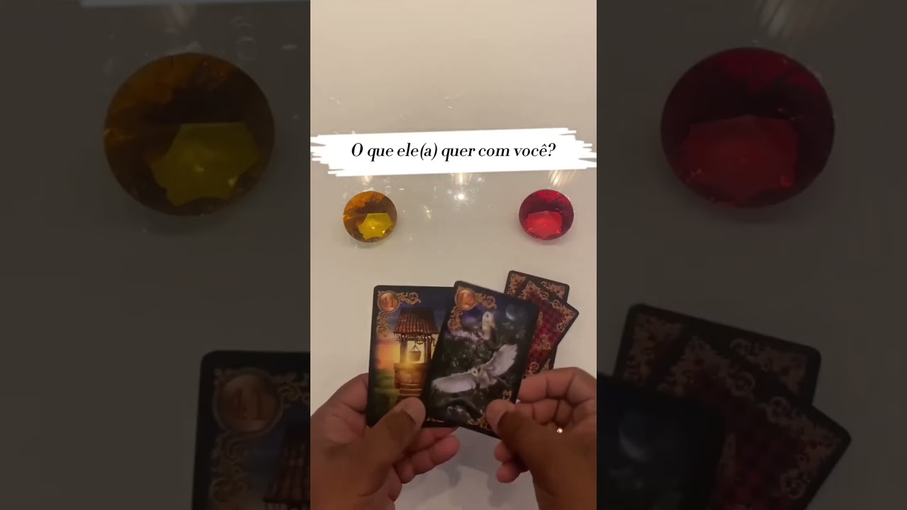 Read more about the article O que ele quer com você? 🚨 #tarotreading #tarot #leituradetarot #tarotreader #tarocards