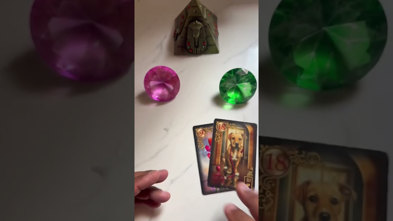 Read more about the article Ele(a) tem desejo por você? #tarotreading #tarot #tarotdehoje  #tarot #tarocards #shorts