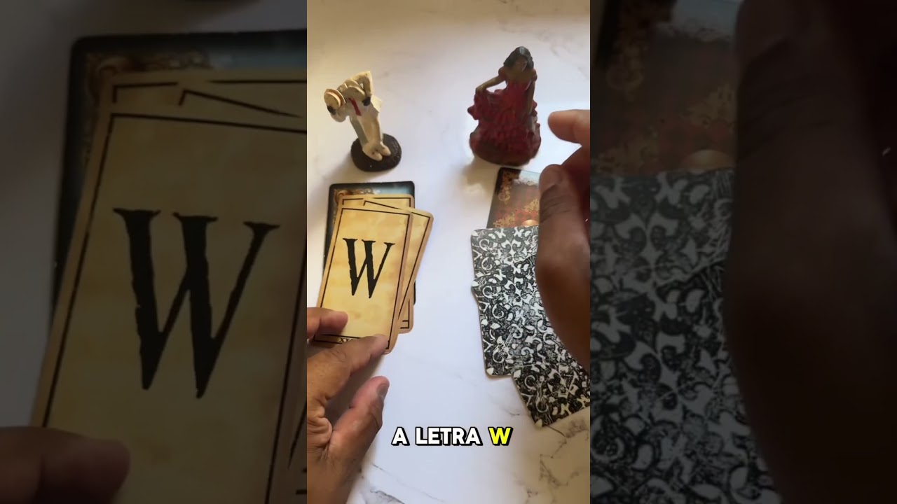 Read more about the article Quem tem ciúmes de você? ❤️ #tarot #tarô #taro #tarotdehoje #tarotamor