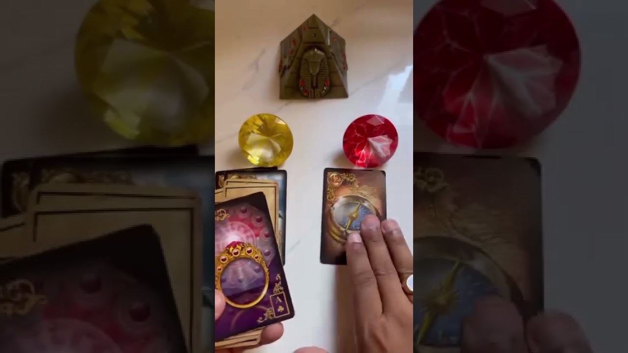 Read more about the article Essa pessoa não para de pensar em você! | tarot #tarotdoamor  #tarotdehoje #tarotonline