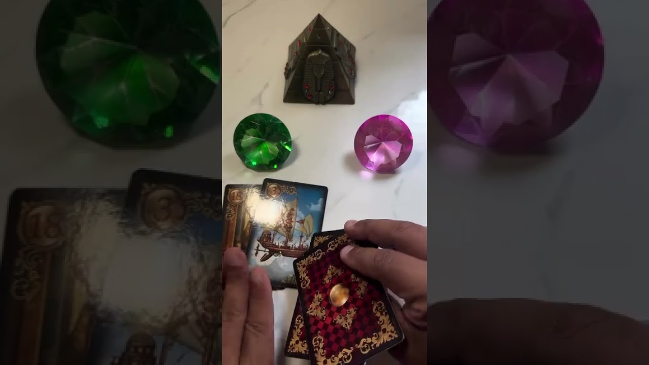 Read more about the article Por que essa pessoa está agindo assim? #tarot #tarotdoamor  #tarotdehoje #tarotonline