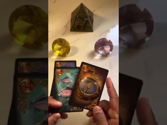 Read more about the article Ele pensou em mim hoje? #shorts #tarot