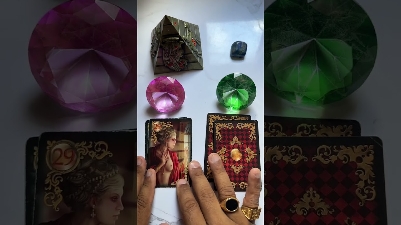 Read more about the article Essa pessoa está apaixonada e vai tomar uma decisão!  #tarotdehoje #tarot #tarotdoamor #tarotonline