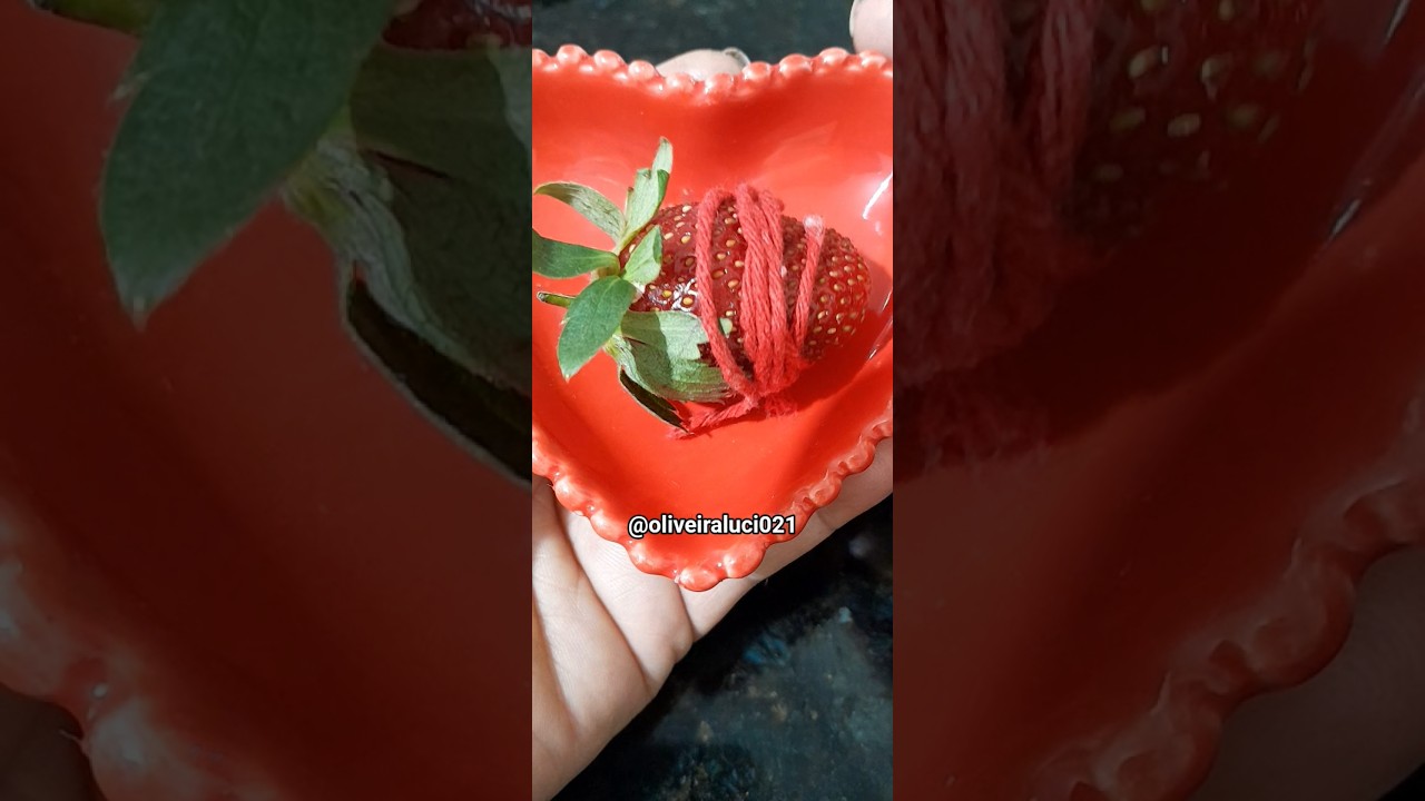 Read more about the article ADOÇAMENTO PODEROSO!! #morango #doce #seduzione #simpatia