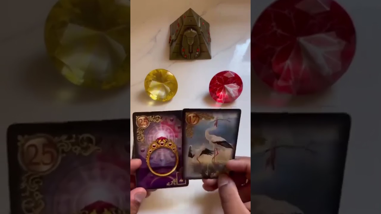 Read more about the article Essa pessoa te chama com os pensamentos? #tarot #tarotgratis  #tarotdehoje #taro #tarot