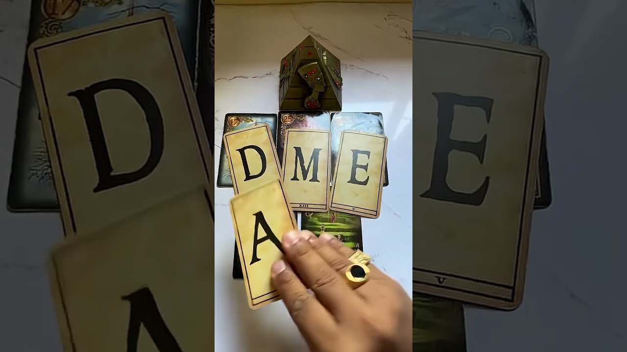 Read more about the article Alguém está surtando de desejo por você! |#TarotResponde #shorts #tarotdehoje #tarotdoamor