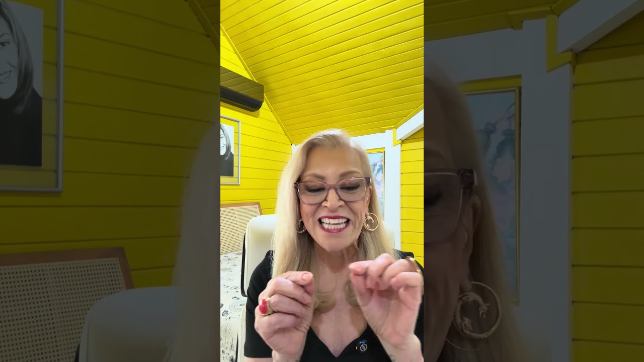 Read more about the article A SIMPATIA DO NOME NO SAPATO #espiritualidade #espiritualismo #amor