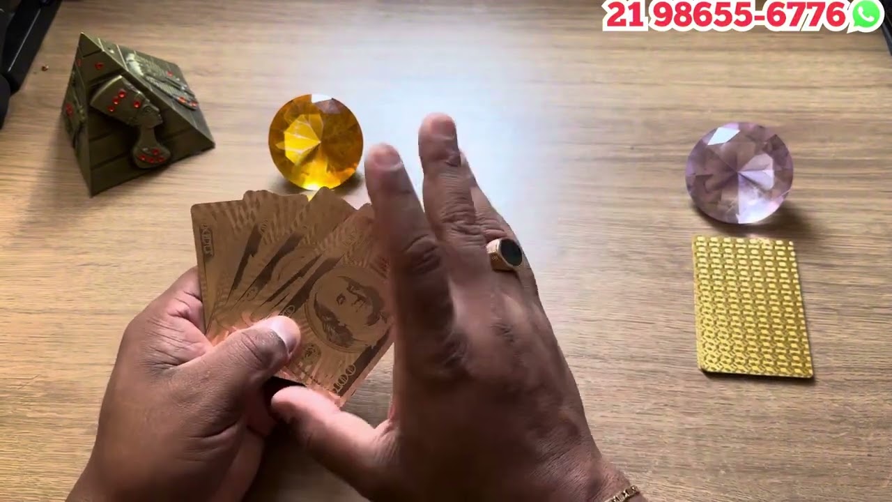 Read more about the article 🌒ELE(A) VAI TE CHAMAR PRA CONVERSAR + LETRA INICIAL! | TAROT RESPONDE