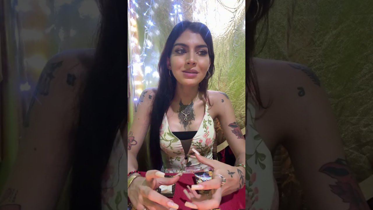 Read more about the article EXU QUER QUE SAIBA DESSE FUTURO #taro #autoconhecimento #tarot #live #amarraçãoamorosa