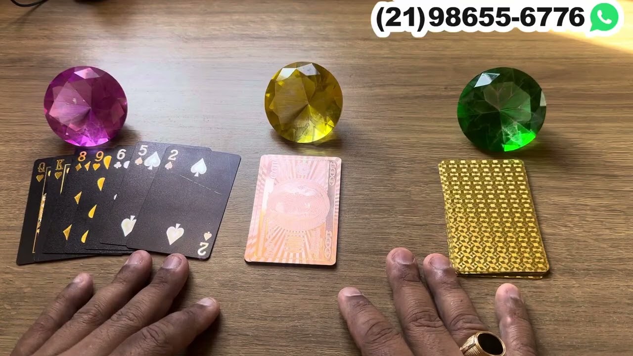 Read more about the article PENSA EM VOCÊ O DIA TODO E NÃO ESTÁ EM PAZ! | Tarot Responde