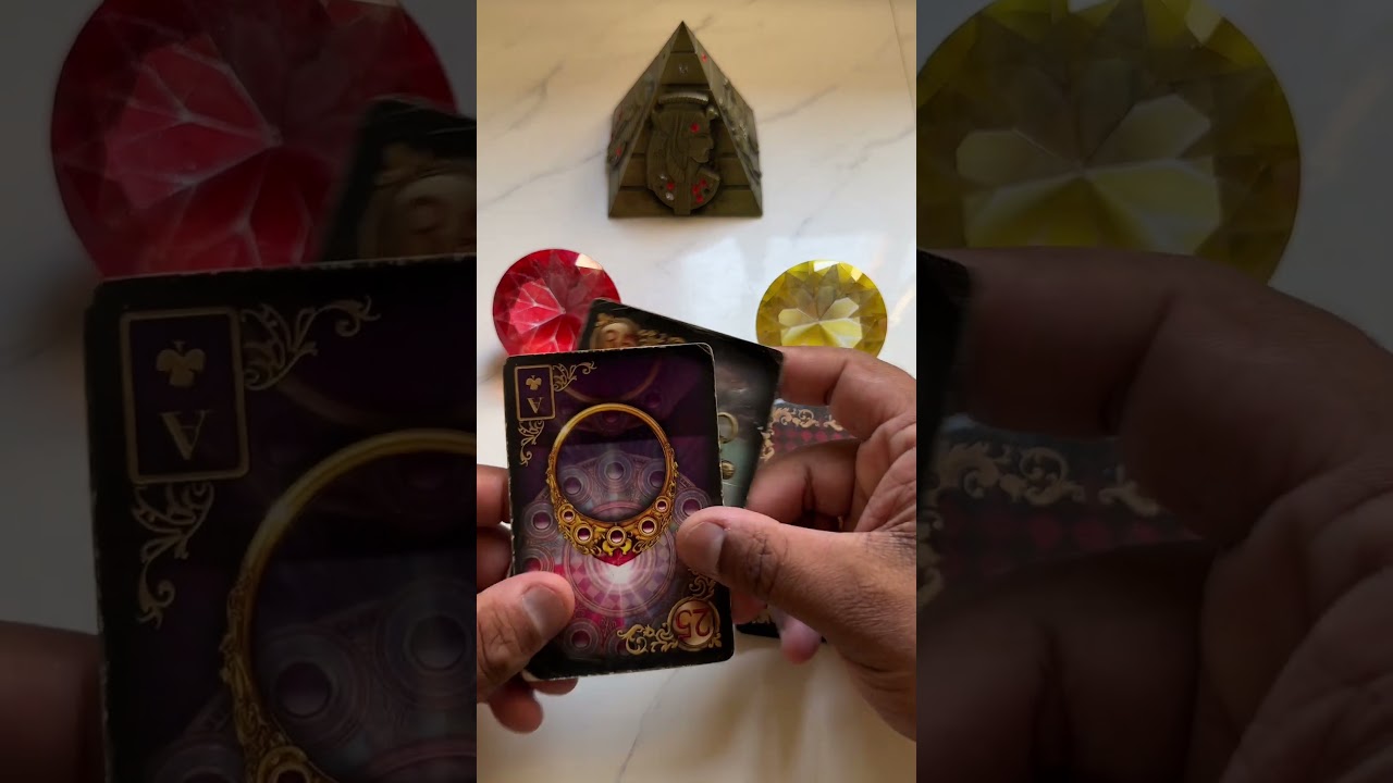Read more about the article Se você se afastar dele(a) você vai se arrepender? | Tarot Responde ❤️ #shorts #tarot #tarotdoamor