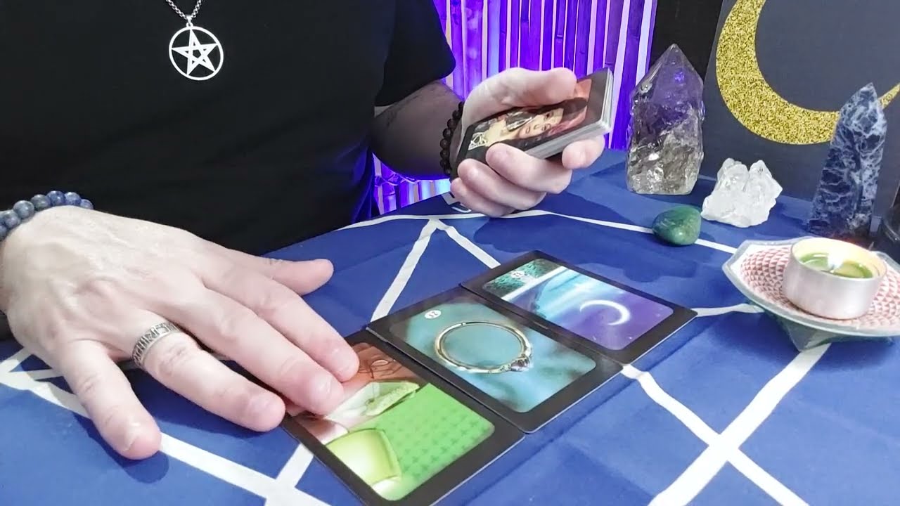 Read more about the article PREVISÕES PARA O SEU DIA! 🔮 TAROT E BARALHO CIGANO