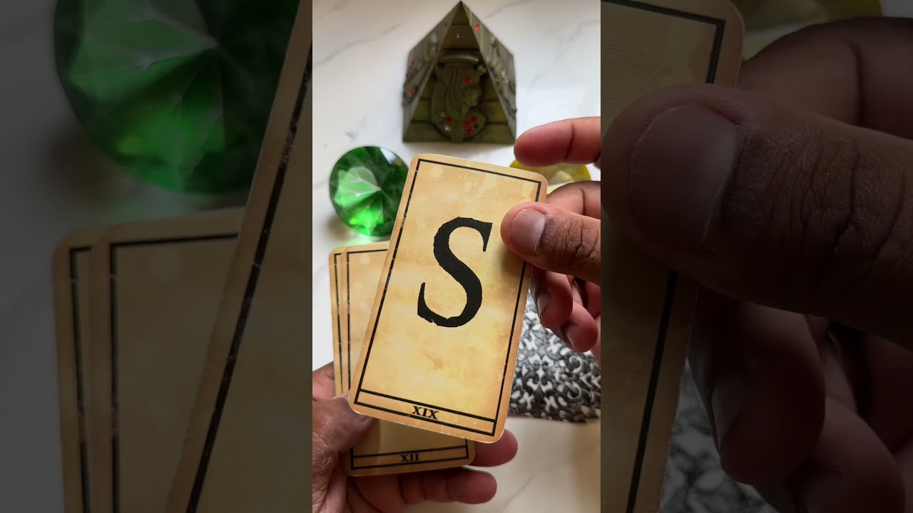 Read more about the article Letra do nome da pessoa que tem medo que você suma! #tarot #tarotonline #tarotdehoje