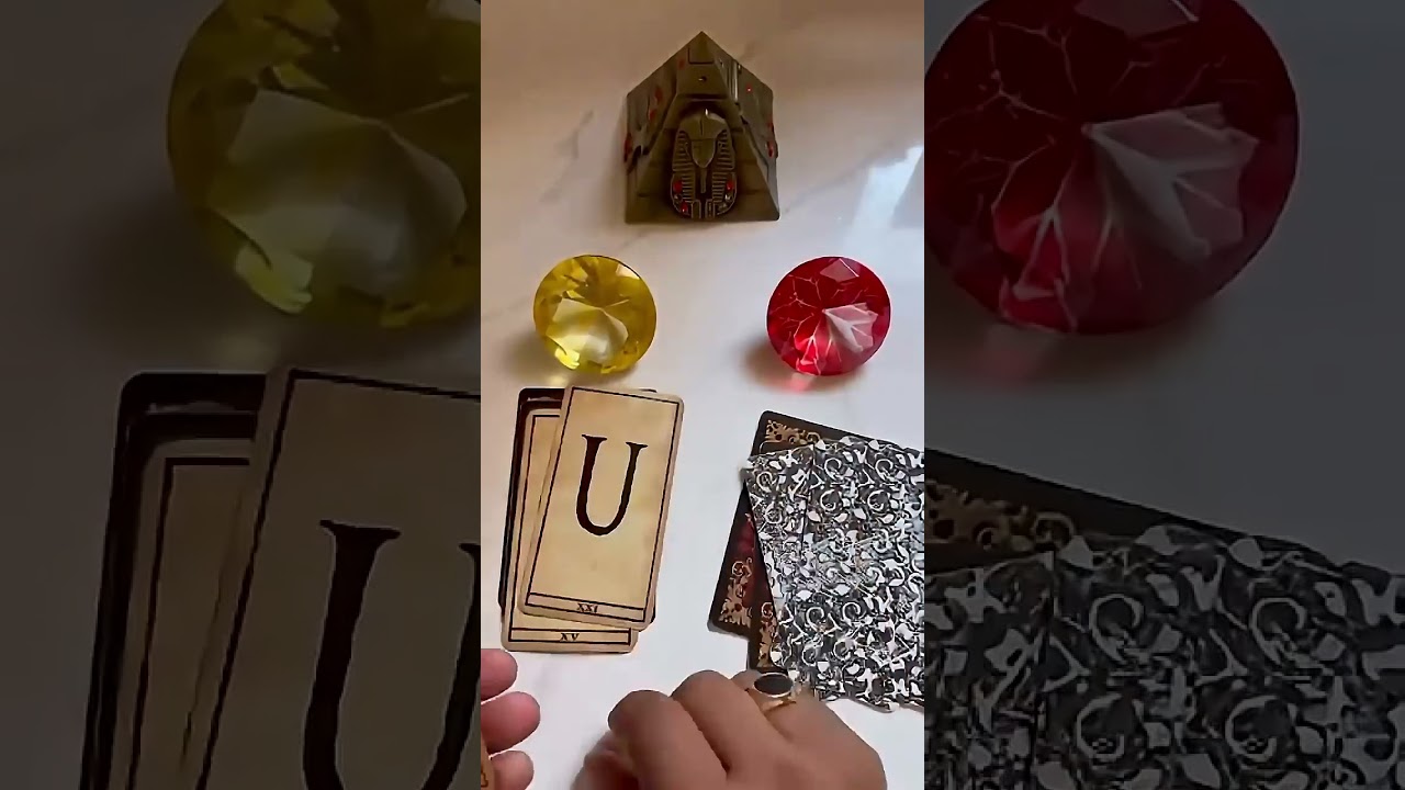Read more about the article O Baralho Cigano Revela o Tarot Responde uma mensagem pra você! #tarot #tarotonline #tarotdoamor