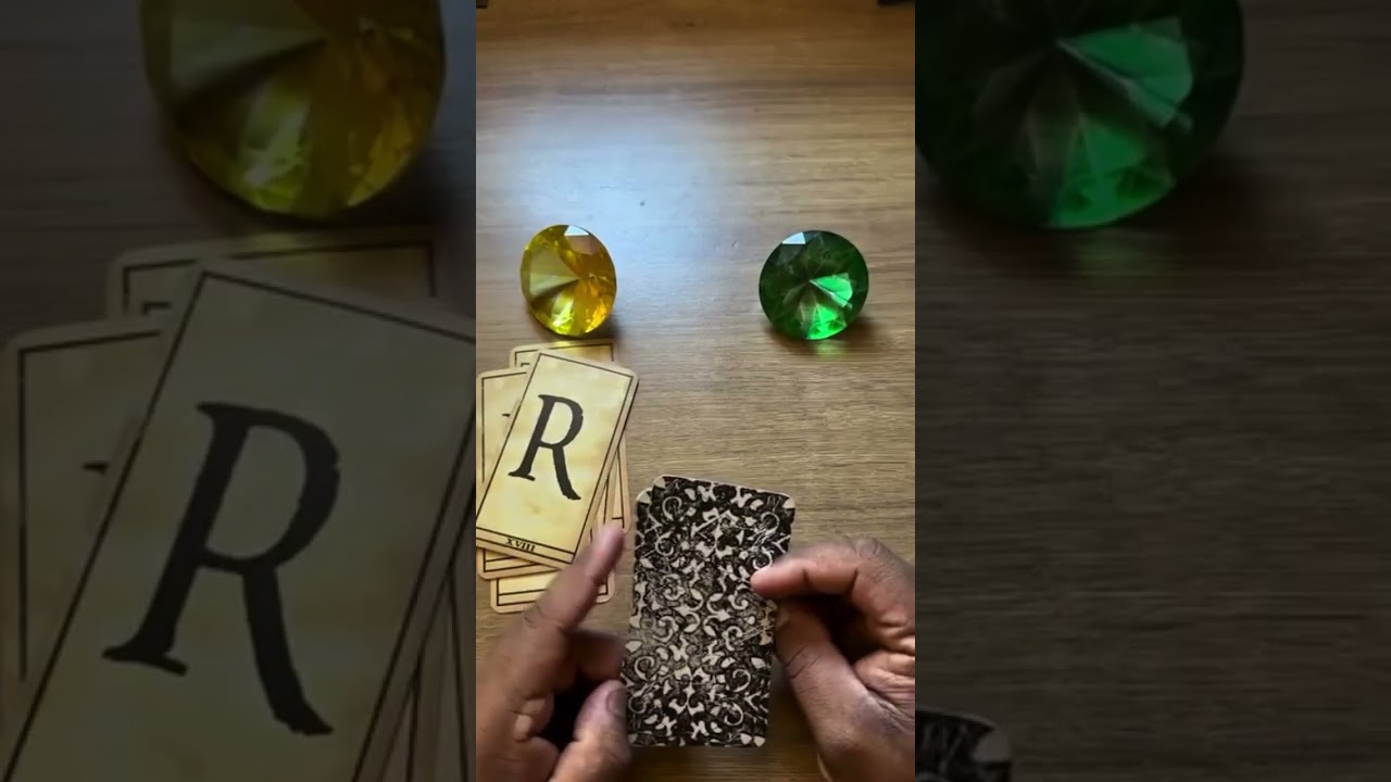 Read more about the article O Baralho Cigano Responde o Tarot Revela uma mensagem para você! #tarot #tarotonline #tarotgratis 9